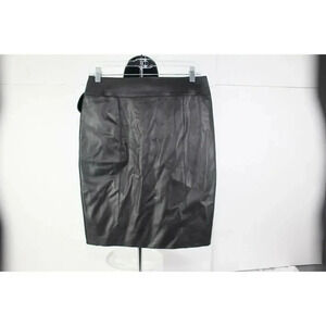 ladies black leather Halogen skirt size 4P